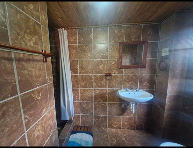 10 BEDROOM HOUSE FOR SALE IN DIBENG